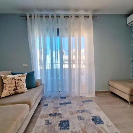 Apartment Anda's Cozy Place At Fafa Golem (Tirana)